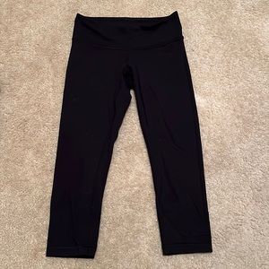 Lulu Lemon Black crop leggings